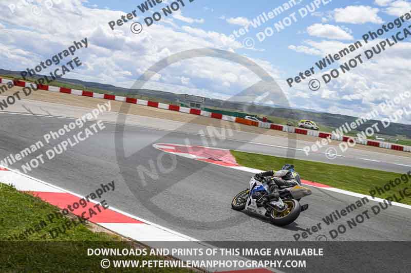 cadwell no limits trackday;cadwell park;cadwell park photographs;cadwell trackday photographs;enduro digital images;event digital images;eventdigitalimages;navarra;no limits trackdays;peter wileman photography;racing digital images;trackday digital images;trackday photos